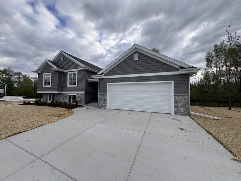 271 Cardinal Drive — photo 2
